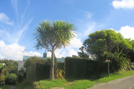 Photo of property in 58 Pokohiwi Road, Normandale, Lower Hutt, 5010