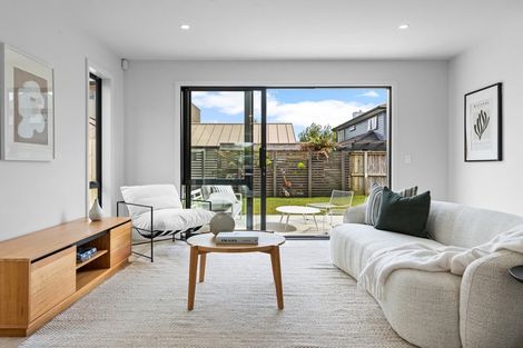 Photo of property in 34 Anchorage Drive, Karaka, Papakura, 2113