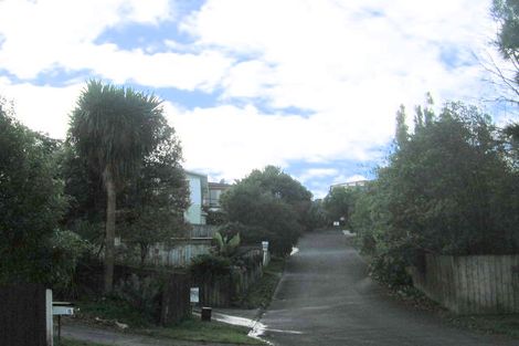 Photo of property in 15 Sarajevo Place, Massey, Auckland, 0614