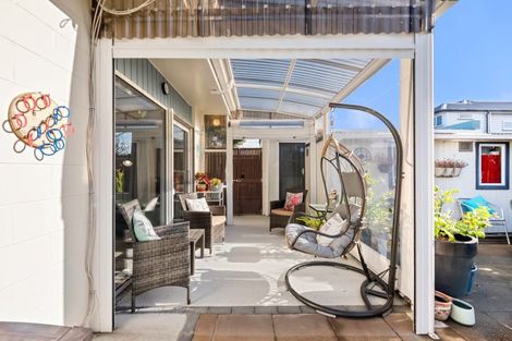 Photo of property in 4/231 Waterloo Road, Hutt Central, Lower Hutt, 5011