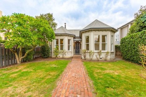 Photo of property in 16a Aikmans Road, Merivale, Christchurch, 8014