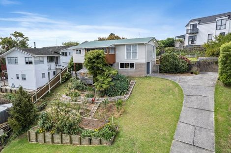 Photo of property in 32 Beswick Place, Birkdale, Auckland, 0626