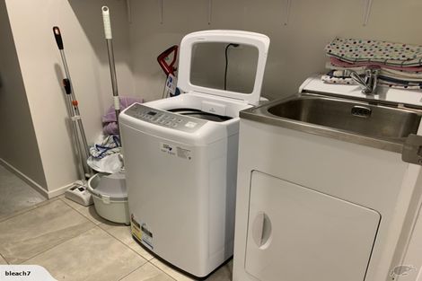 Photo of property in 11 Myles Way, Lower Shotover, Queenstown, 9304