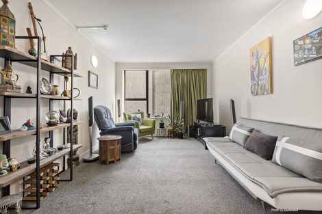 Photo of property in Hobson Court Flats, 33/70 Hobson Street, Thorndon, Wellington, 6011
