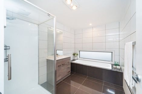 Photo of property in 53 Collingwood Street, Hokowhitu, Palmerston North, 4410