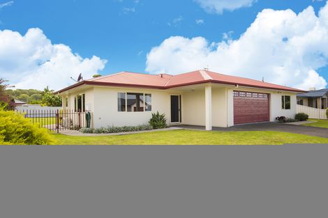 Photo of property in 19 Margaret Place, Lytton West, Gisborne, 4010