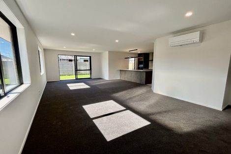 Photo of property in 8 Chambers Avenue, Woodend, 7610