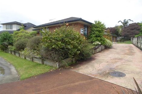 Photo of property in 6 Red Oak Place, Schnapper Rock, Auckland, 0632