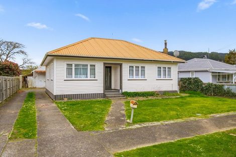 Photo of property in 10 Leese Street, Taumarunui, 3920