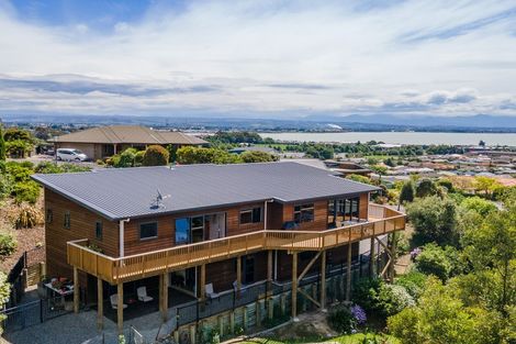 Photo of property in 17 Clairmont Heights, Stoke, Nelson, 7011