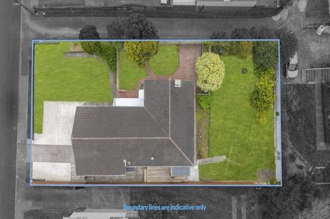 Photo of property in 11 Tampin Road, Hillpark, Auckland, 2102