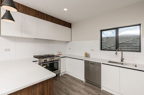 Photo of property in 6 Grenache Way, Kumeu, 0810