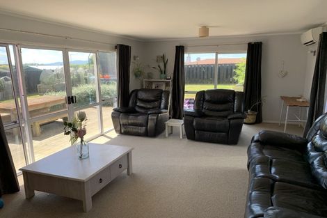 Photo of property in 70 Pohutukawa Drive, Pukete, Hamilton, 3200