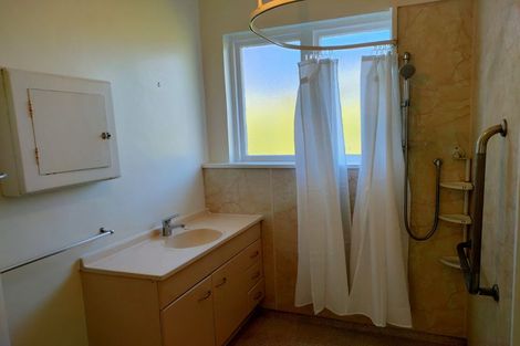 Photo of property in 12 Milton Street, Gore, 9710