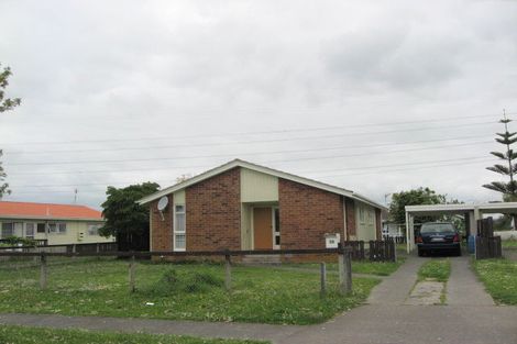 Photo of property in 13 Verner Place, Conifer Grove, Takanini, 2112