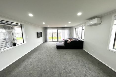 Photo of property in 8 Ekara Road, Flagstaff, Hamilton, 3210