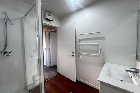 Photo of property in 2/190 Lincoln Road, Addington, Christchurch, 8024