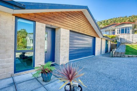 Photo of property in 11 Kilgour Road, Greymouth, 7805
