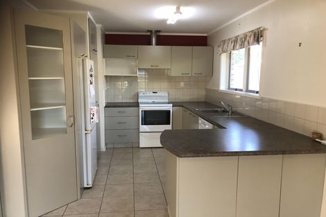 Photo of property in 2/4220 Great North Road, Glendene, Auckland, 0602