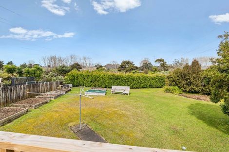 Photo of property in 24 Weza Lane, Kumeu, 0810