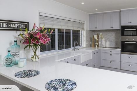 Photo of property in 2/15 Saltburn Road, Milford, Auckland, 0620