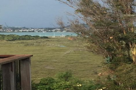 Photo of property in 81 College Road, Northcote, Auckland, 0627