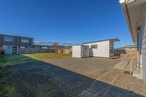 Photo of property in 29 Hinemoa Street, Levin, 5510