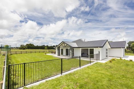 Photo of property in 275 Ngaio Road, Halcombe, Palmerston North, 4479