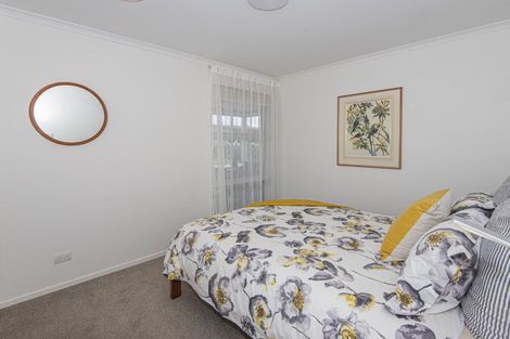 Photo of property in 4 Cornerstone Place, Te Kamo, Kamo, 0185