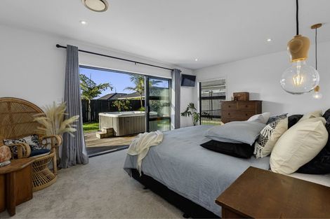 Photo of property in 8 Senecio Way, Papamoa Beach, Papamoa, 3118