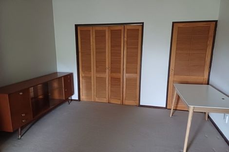 Photo of property in 37 Dominica Crescent, Grenada Village, Wellington, 6037