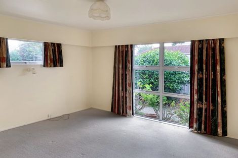 Photo of property in 19 Erin Street, Hokowhitu, Palmerston North, 4410