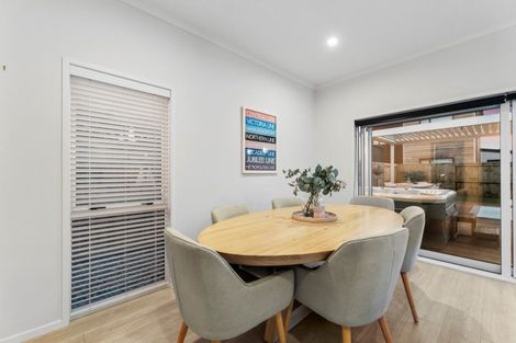 Photo of property in 57 Te Kio Crescent, Papamoa Beach, Papamoa, 3118