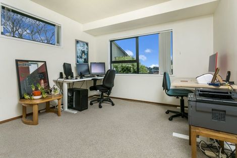 Photo of property in 6 Serrata Place, Browns Bay, Auckland, 0630