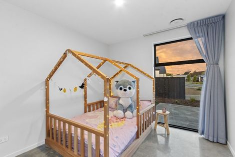 Photo of property in 14 Ferbane Way, Halswell, Christchurch, 8025