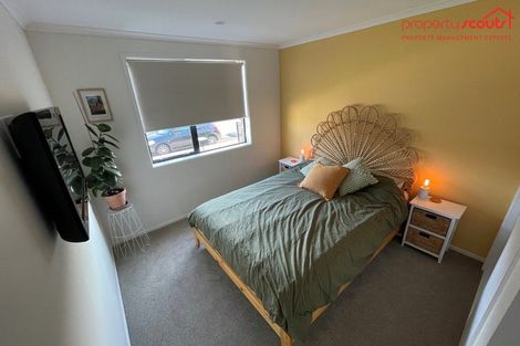 Photo of property in 2 Tiria Drive, Papamoa Beach, Papamoa, 3118