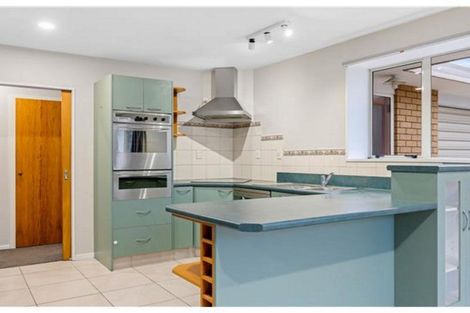 Photo of property in 16 Wrights Road, Addington, Christchurch, 8024