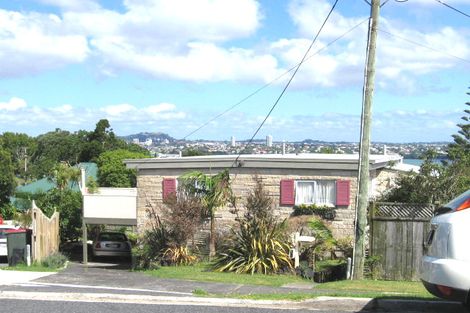 Photo of property in 1/8 Mariposa Crescent, Birkenhead, Auckland, 0626