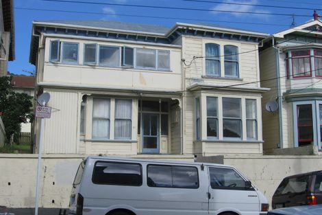 Photo of property in 1/27 Brougham Street, Mount Victoria, Wellington, 6011