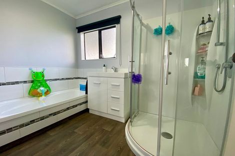 Photo of property in 928 Tennent Drive, Linton, Palmerston North, 4472