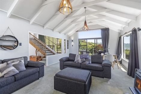 Photo of property in 40 Kinloch Place, Papakowhai, Porirua, 5024