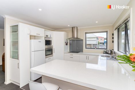 Photo of property in 77 Musselburgh Rise, Musselburgh, Dunedin, 9013
