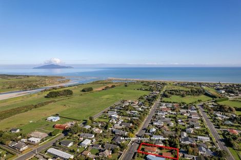 Photo of property in 84 Atkinson Avenue, Otaki Beach, Otaki, 5512