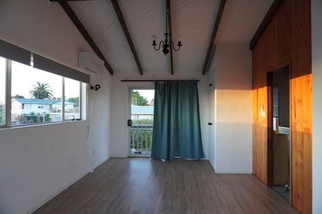 Photo of property in 18 Ross Street, Onerahi, Whangarei, 0110