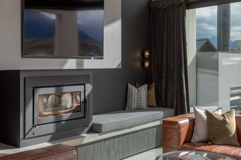 Photo of property in 2 Arran Lane, Jacks Point, Queenstown, 9371