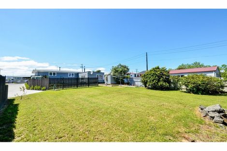 Photo of property in 14a Tapu Road, Huapai, Kumeu, 0810