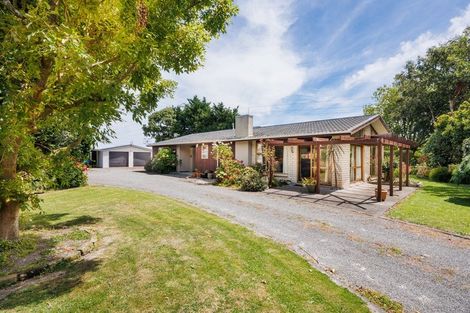 Photo of property in 1400 Rongotea Road, Kairanga, Palmerston North, 4475