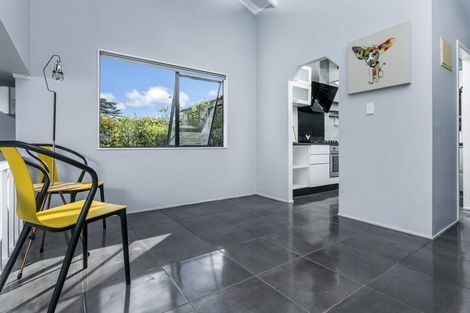 Photo of property in 5/24 Beswick Place, Birkdale, Auckland, 0626