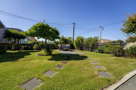 Photo of property in 32 Clare Street, Oamaru North, Oamaru, 9400