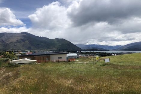 Photo of property in 12 Landsborough Lane, Wanaka, 9305